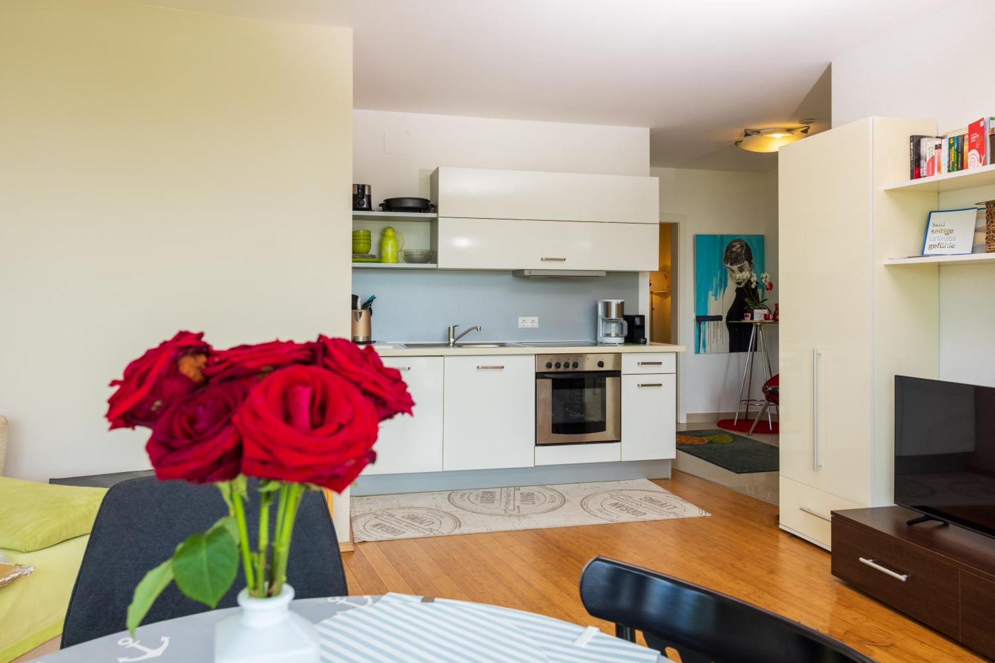 Lakeside Apartments - Adults Only Фак-ам-Зе Номер фото